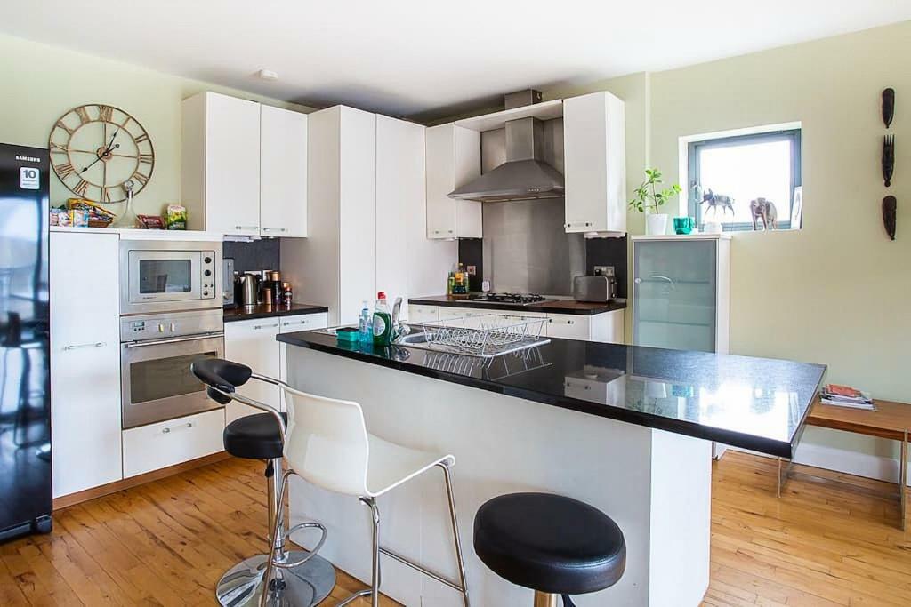 Spacious Belfast City Centre Duplex Apartment Kültér fotó